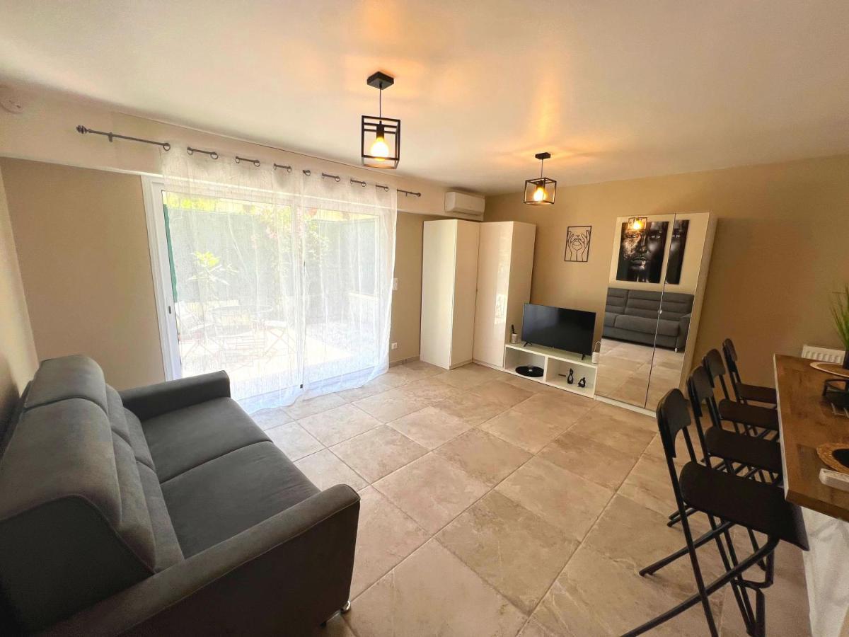 Cosy Madrid, Appartement Proche De La Mer Cannes Buitenkant foto