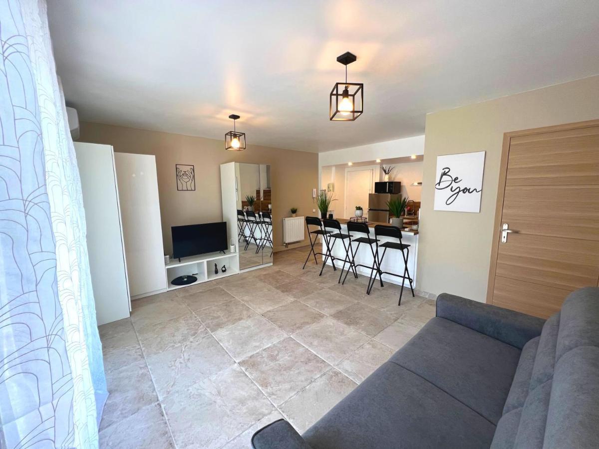 Cosy Madrid, Appartement Proche De La Mer Cannes Buitenkant foto