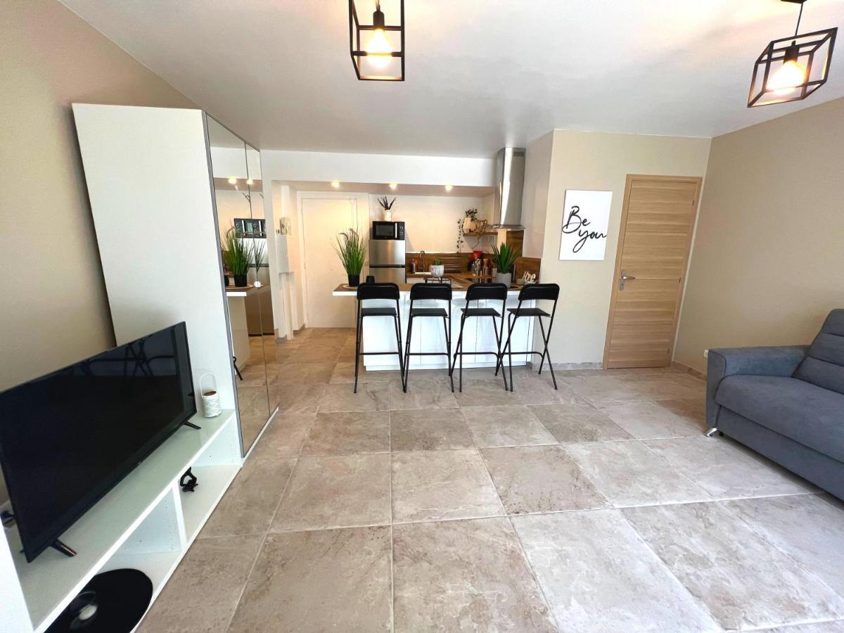 Cosy Madrid, Appartement Proche De La Mer Cannes Buitenkant foto