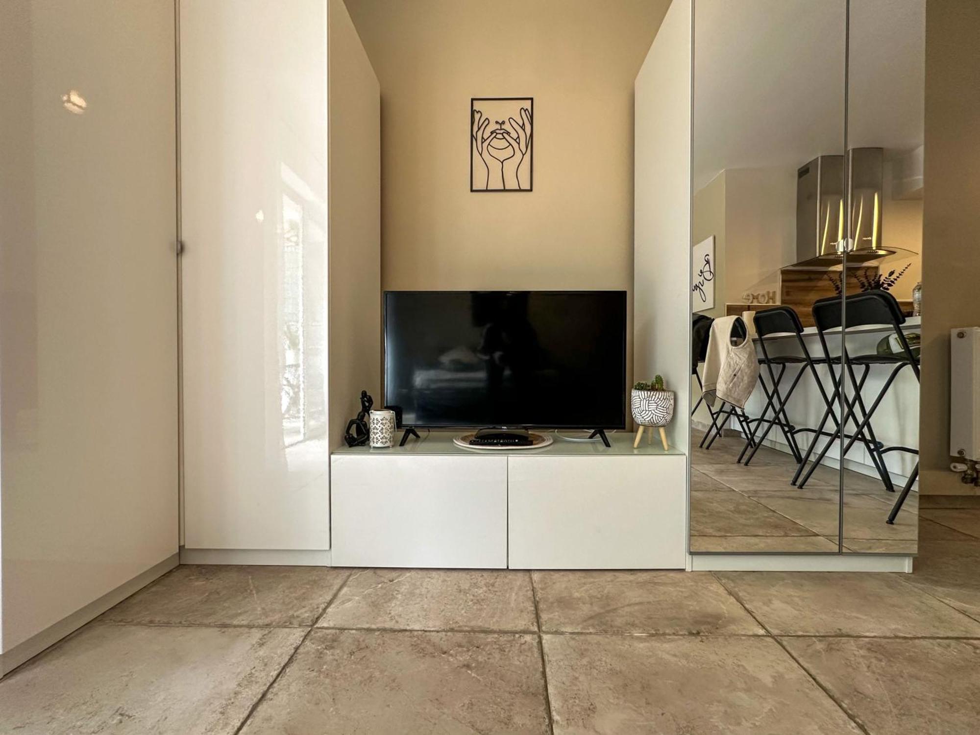 Cosy Madrid, Appartement Proche De La Mer Cannes Buitenkant foto
